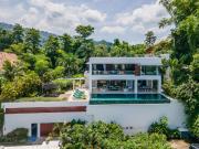 For Sale: Luxury Villa with Stunning City & Sea Views –...