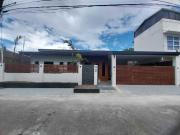 For Sale Modern Design Bungalow House in BF Resort Las...