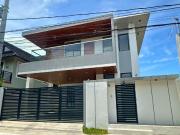 FOR SALE MODERN HOUSE WITH POOL IN BF HOMES PARANAQUE