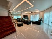 FOR SALE Modern Tropical House in Meadowood Bacoor, Cavite