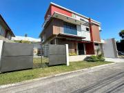 FOR SALE MODERN TROPICAL INSPIRED HOUSE FOR SALE WITH...