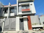 For Sale! Near SM North Brandnew Townhouse with 2 Car...