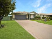 For Sale Neat and tidy 4x bedroom home in excellent...