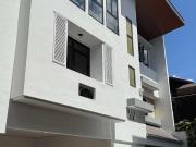 For Sale Newly Renovated Townhouse in New Manila, Quezon...