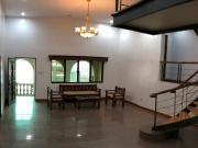 For sale: Office Building in Pinyahan, Quezon City,...