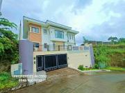 FOR SALE OVERLOOKING HOUSE AND LOT IN NORTHRIDGE...