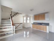 For Sale! Project 2 QC Townhouse with 4 Bedroom 2 Car...