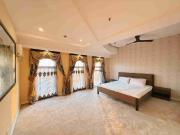 FOR SALE / RENT: Upgraded 2BR Unit at Venice Luxury...