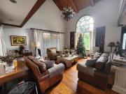 FOR SALE Semi Furnished House and Lot in Ayala Heights,...