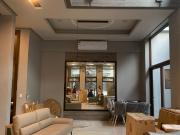 FOR SALE: Single and semidetached townhouses in New Manila