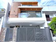 FOR SALE STUNNING MODERN DESIGN 3 STOREY HOUSE WITH POOL...