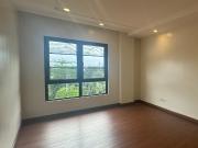 FOR SALE: Townhouse in New Manila Quezon City