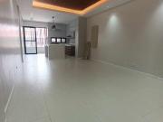 For Sale Townhouse Residential IN LALOMA QC