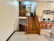 FOR SALE/LEASE Split Level House and Lot in Valle Verde...