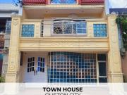 FOR SALE/LEASE Townhouse in Dr. Lazcano St. Quezon City