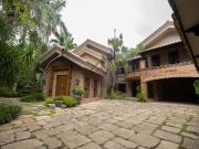 FOR SALE/RENT Corner 4BR House with Pool in Ayala...