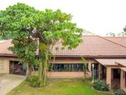 Forbes Park Makati, 5 Bedroom Spacious House and Lot for...