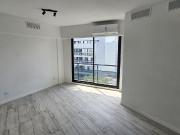 Forest 400 piso 9 1 amb Pileta / Parrilla