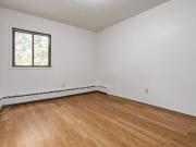 Forest Gardens Apartments Ideal Location 2 Bedroom for...