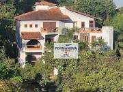 Casa com 5 suítes à venda no condomínio Forest Hills, na...