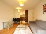 Forge Square, London E14, 1 bed flat to rent, £1,700 pcm...