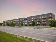 Fort Richmond |2300 Pembina Hwy 2 Heated Parking