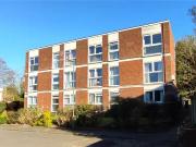Fosse Way, West Byfleet, Surrey, KT14 6BG