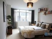 Fossill Court, London, 2 Bedroom Flat