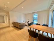 Fountain Park Way, London W12, 2 bed flat to rent,...