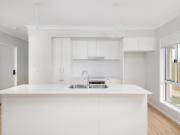 Four Air cons Stunning Family Home for Rent in Logan...