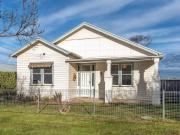 Four bedroom in a convenient location