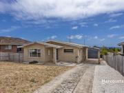 Four Bedrooms, Two Living Areas and Loads of Flexibility