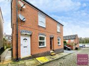 Fowler Street, Macclesfield, Cheshire SK10, 2 bed flat...