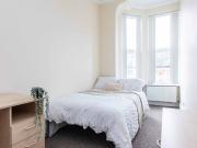 Foxhall Road NG7, 3 bed flat to rent, £1,326 pcm |...