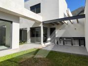 Fracc. Castaños del Vergel CARRETERA NACIONAL Casa VENTA...