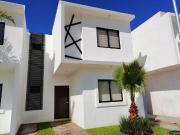 Fracc. JARDINES del SUR, CASA en VENTA de 3 recamaras,...