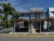 FRACC. REAL DEL VALLE, CASA EN VENTA, REMODELADA DE LUJO