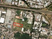 Fracción en venta con proyecto comercial aprobado, en...