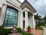 FRACCIONAMIENTO BOSQUES DE LA HUERTA EN MORELIA