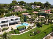 France | Antibes | 8 Chambres | 8 Salles de bains | 560...