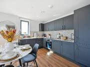 Francis House, Maidenhead SL6, 2 bed flat to rent,...