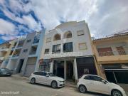 Frao Comercial transformada em apartamento T4 Lagoa