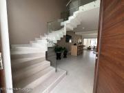 Fray Junípero casa de 3 recamaras en VENTA RAH4392