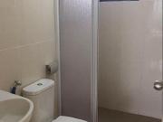 Free wifi+water+electric, master room at oug parklane,...