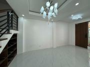 FREE Wine Bar, Digital Door Lock, & Modern Lights! 4BR...