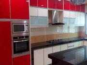 Freehold 3 Storey Renovated Furnished 5R4B