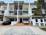 FREEHOLD 3 Storey Superlink Anggun 3 Rawang