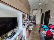 FREEHOLD 4R3B LA 22x75 Flat level with nice layout BU...