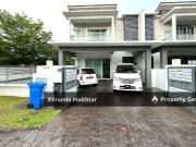 FREEHOLD, CORNER LOT, FURNISHED & RENOVATED | Double...