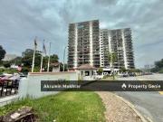 Freehold, Corner Unit, Renovated & Partially Furnished |...